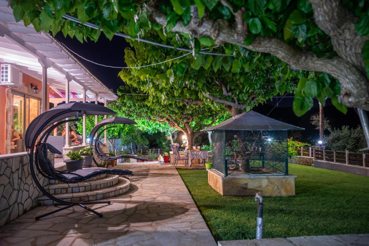 Rock Garden Villa Marantochori Экстерьер фото