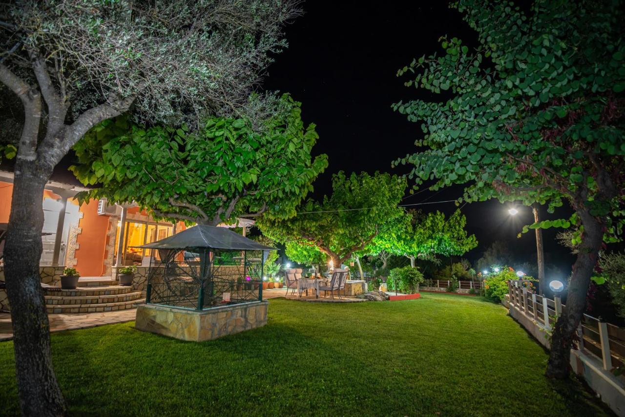 Rock Garden Villa Marantochori Экстерьер фото
