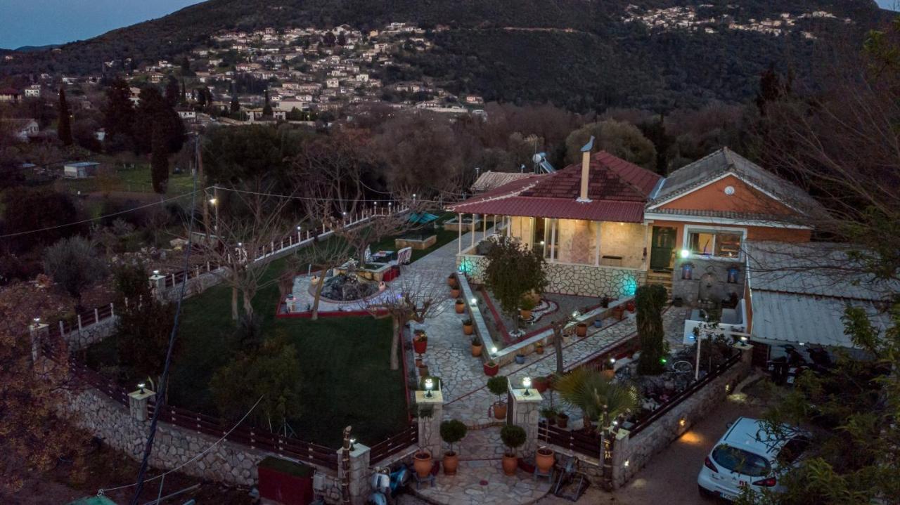 Rock Garden Villa Marantochori Экстерьер фото