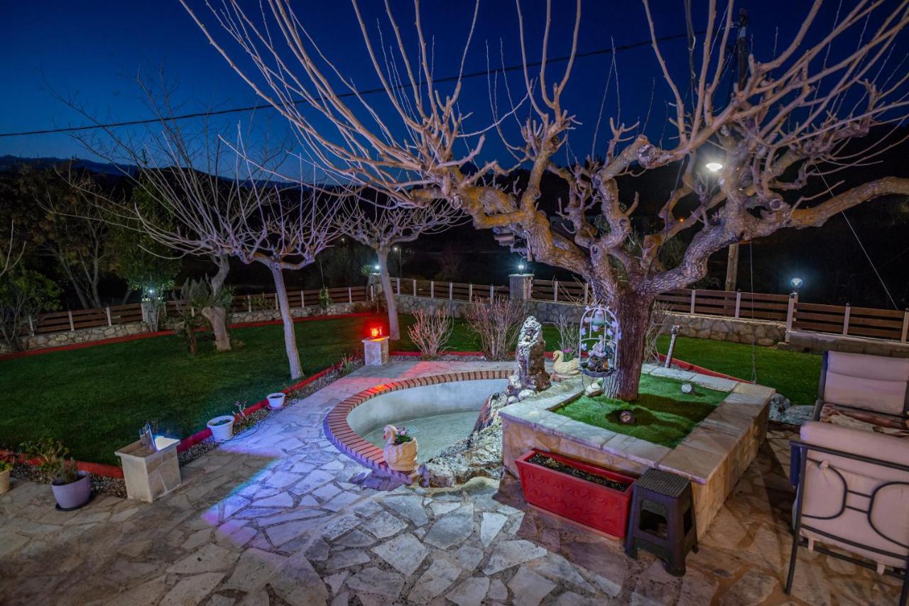 Rock Garden Villa Marantochori Экстерьер фото