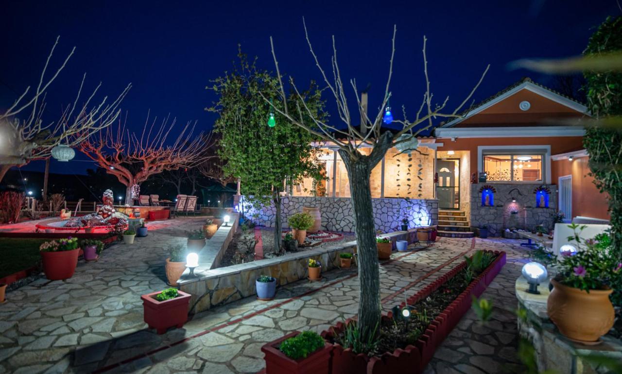 Rock Garden Villa Marantochori Экстерьер фото